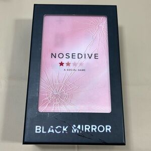 NWT Nowe dive the social game​​​​​​​